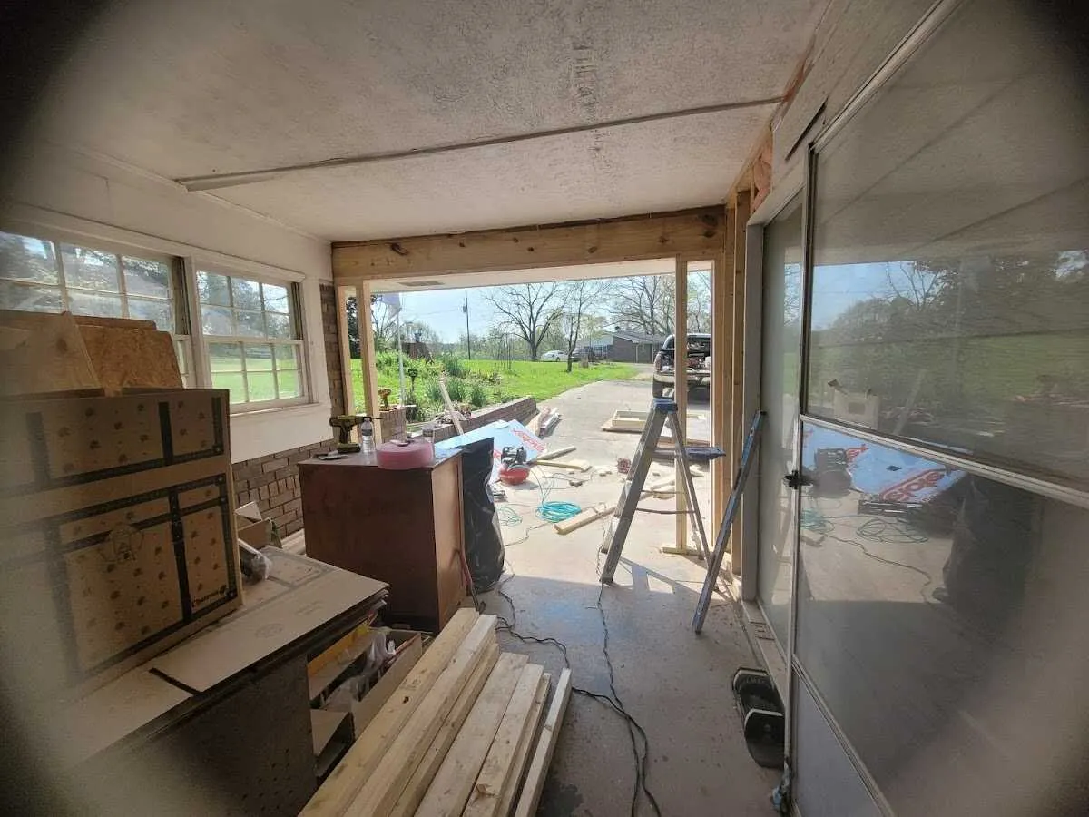 Air movers and dehumidifier for Drying & Dehumidification in South Bend